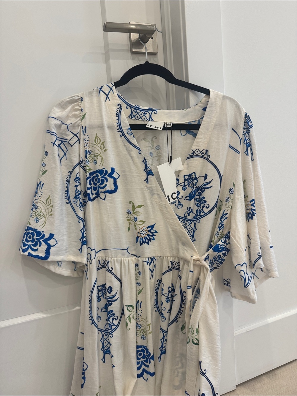 ICHI White & Blue Floral Maxi Wrap Dress - Picture 8 of 9